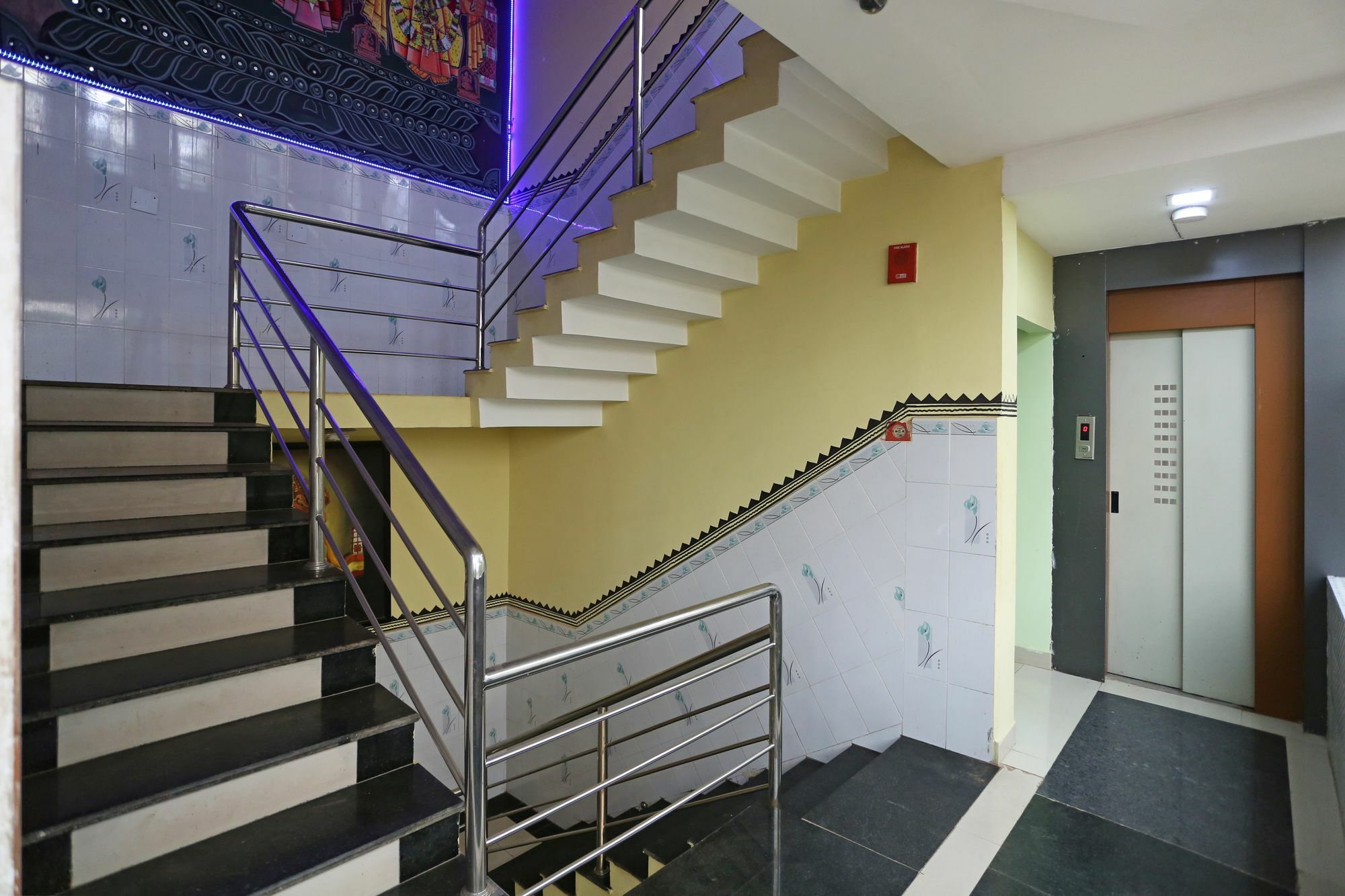 Hotel Oyo 4526 Jaydev Vihar Bhubaneswar Esterno foto